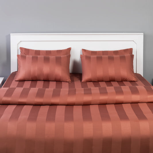 Fitted Bedsheet with Quilt cover (Pink- wide stripe)
