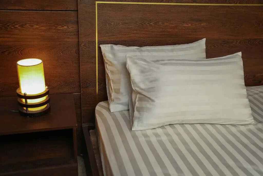 Premium Quality Bed Sheet Set (Bone White)