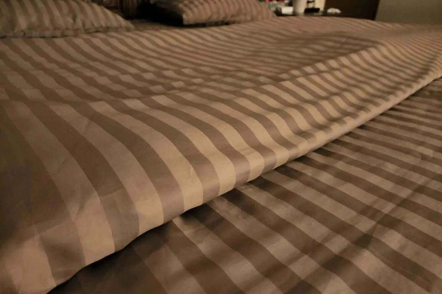 Premium Quality Bedsheet Set (Oak)