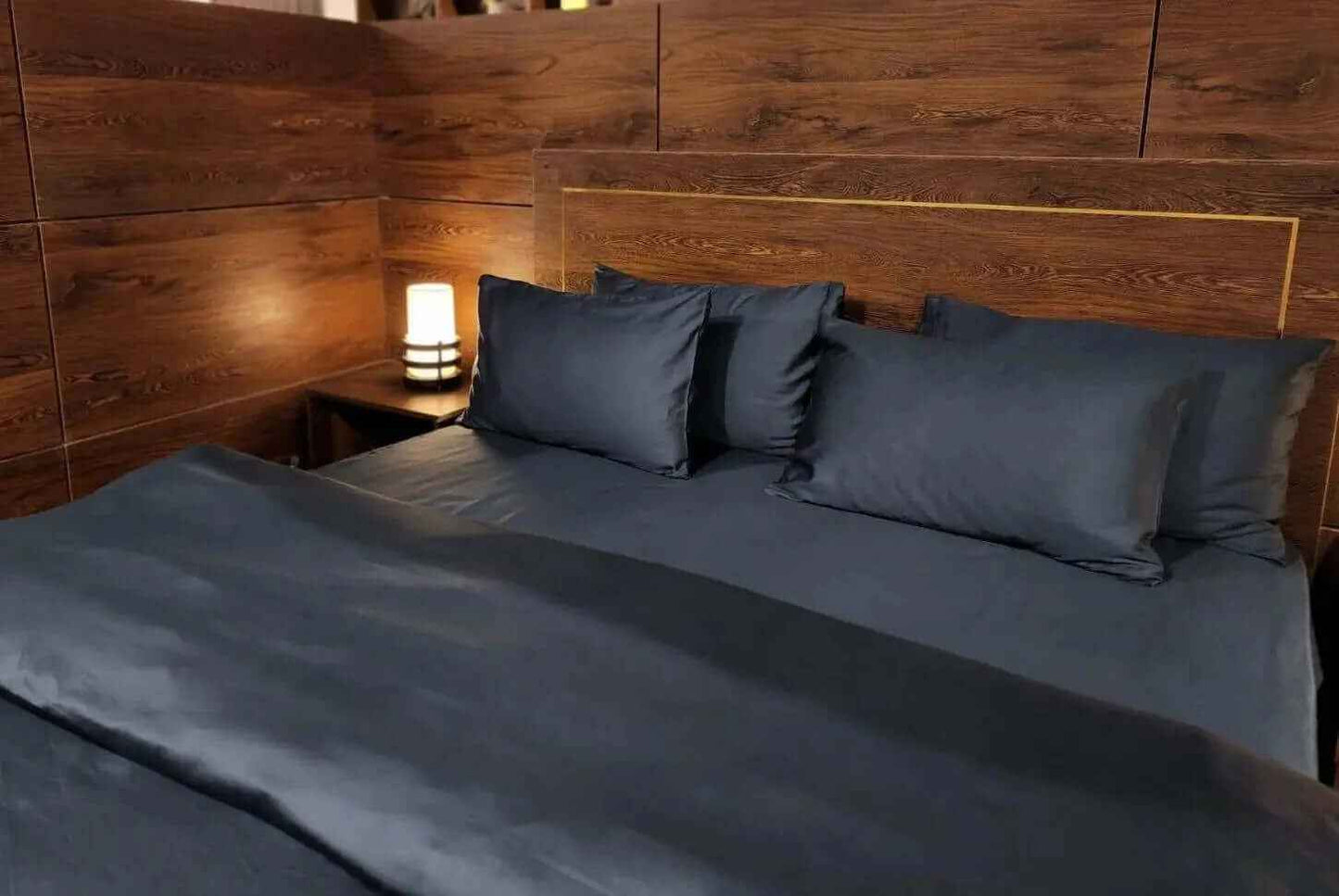 Premium Quality Bedsheet (Teal)