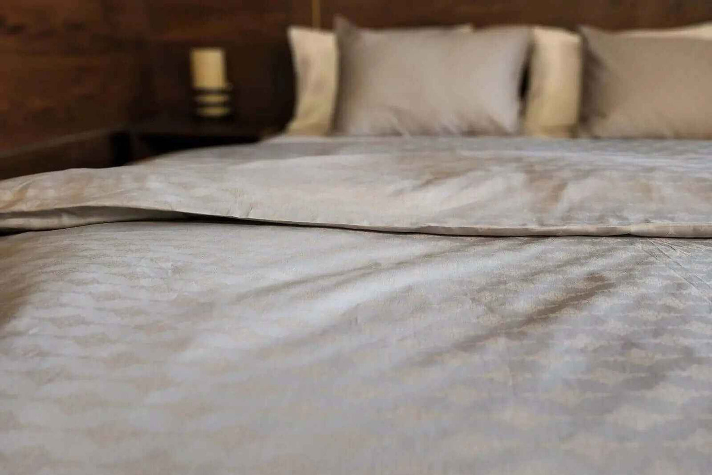 Quilt cover Set (Grey self print)