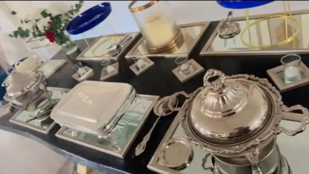 Set of 8 Mirror Serving Trays with Spon rest/Coasters ( Silver) - Handmade Stories