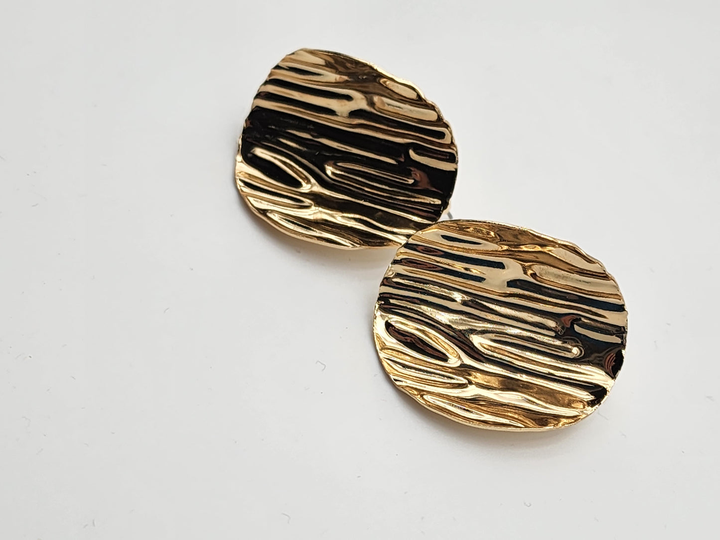 Potato Chip Shape Stainless Steel Earrings (Gold)