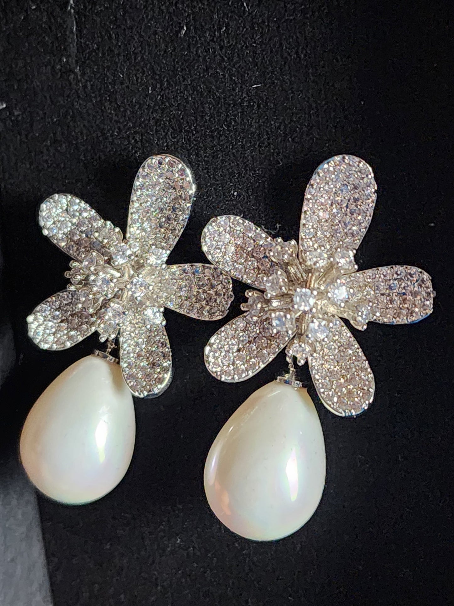 Pearl Drop Earrings
