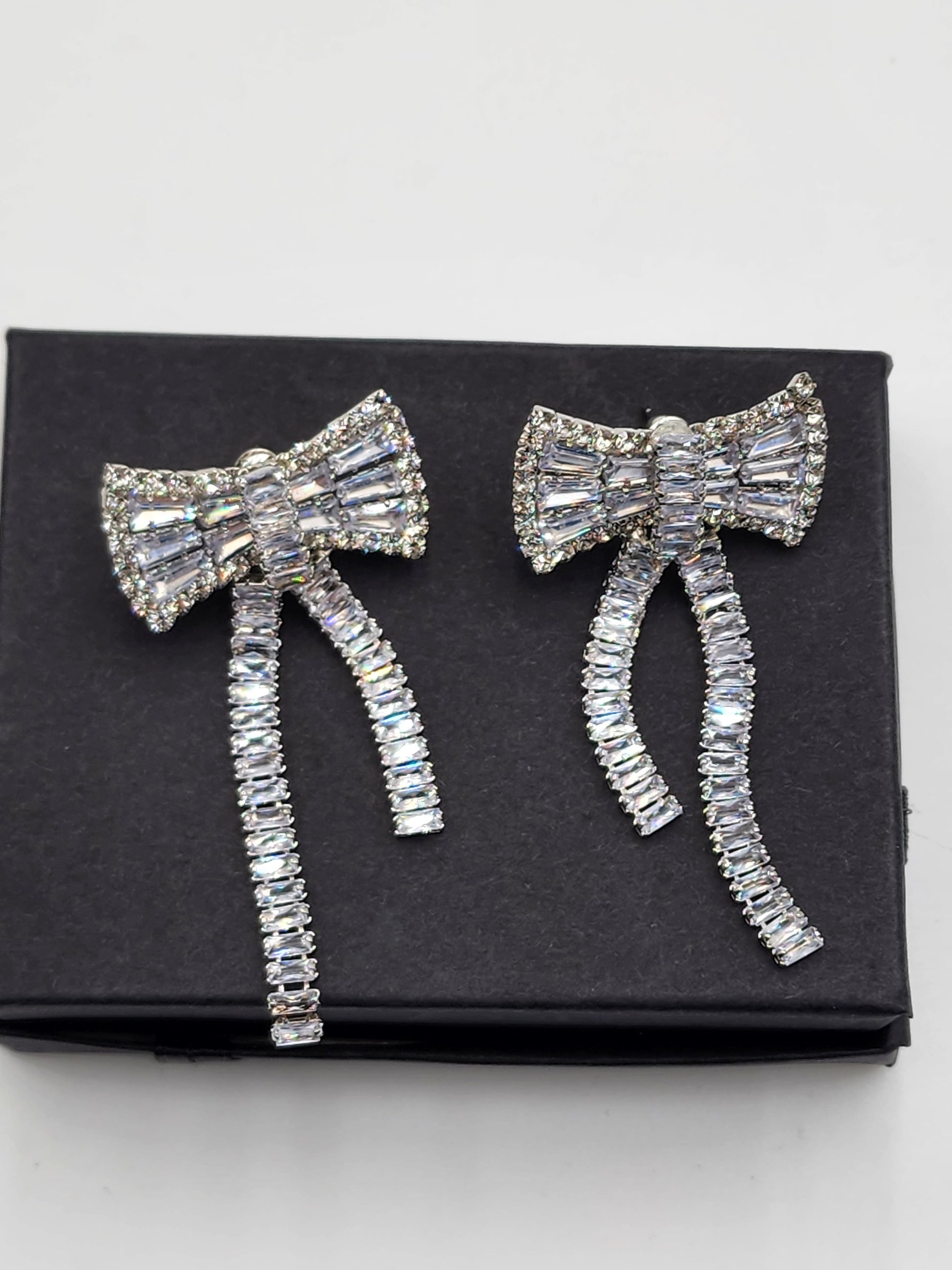 Bow Earrings - Handmade Stories