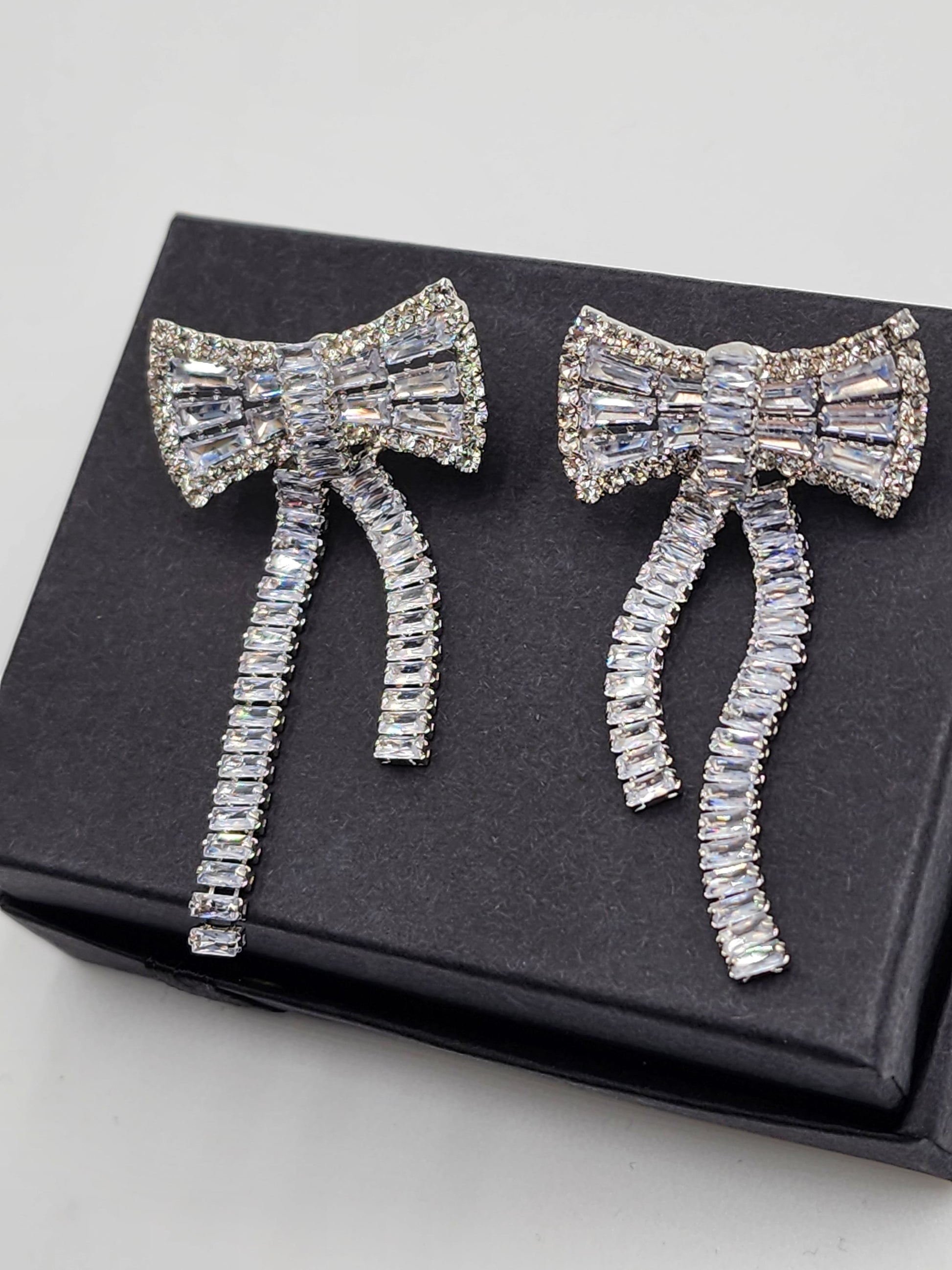 Bow Earrings - Handmade Stories