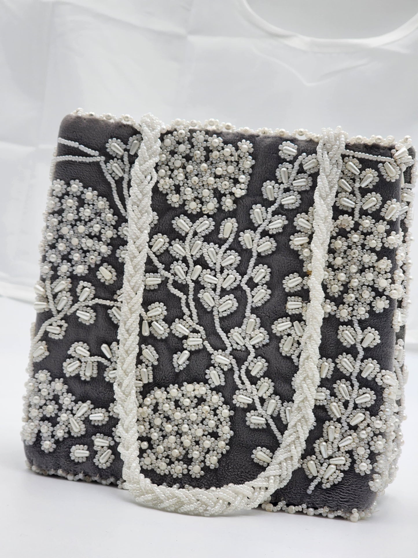 Elegant Black Hand Embellished Beaded Women Handbag (Design-III)