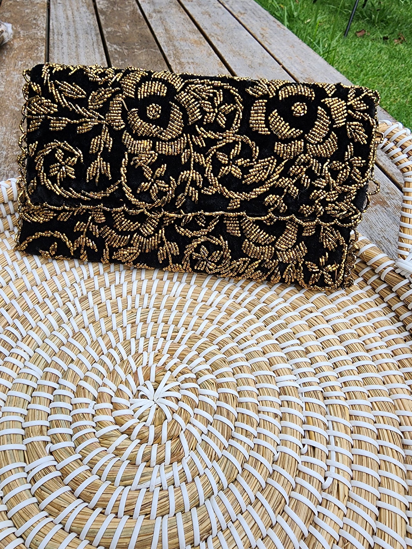 Modern Black and Gold Shoulder Bag - Handmade Stories
