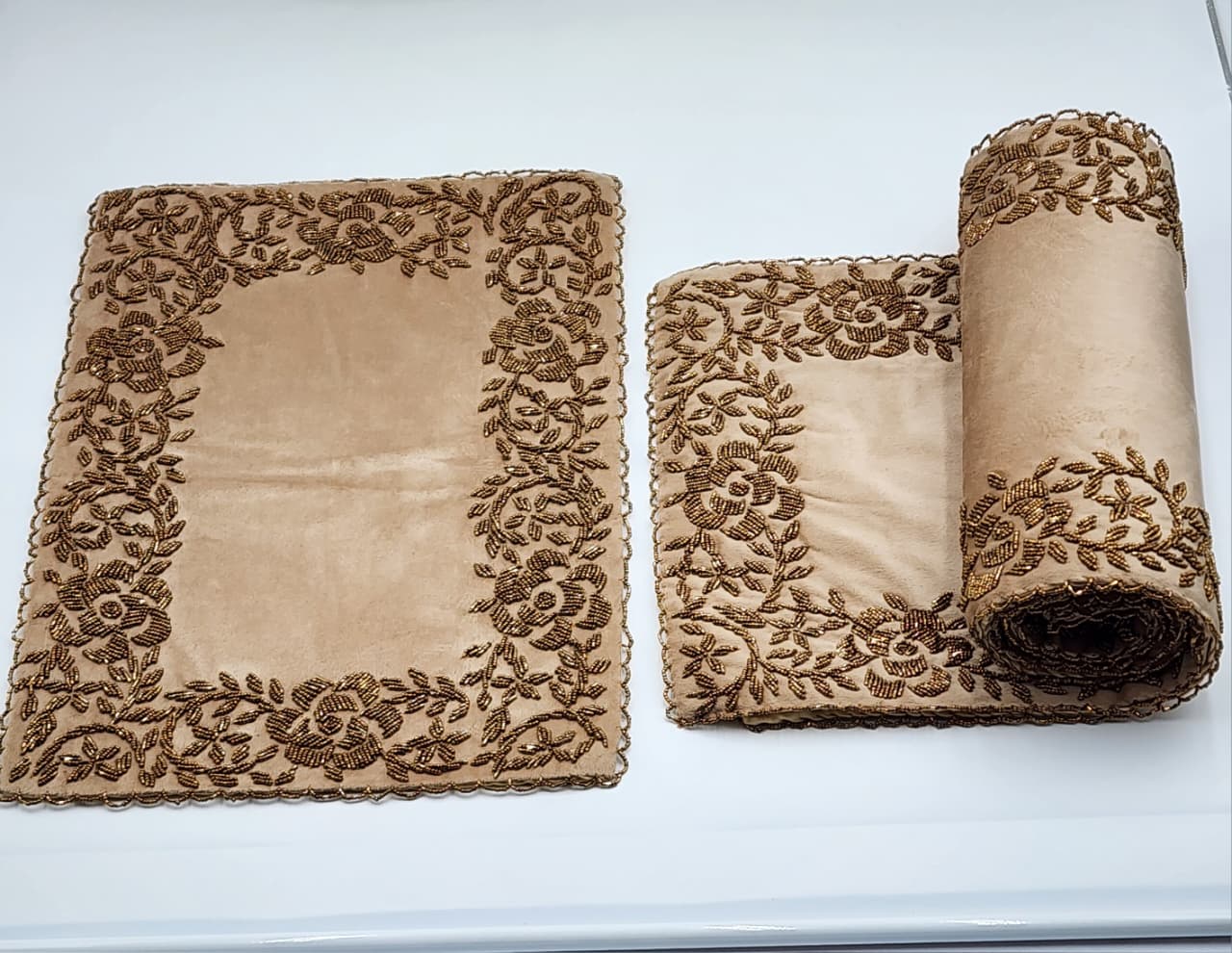 Handmade Beaded Table Runner Set - Beige and Gold (Design No 04)