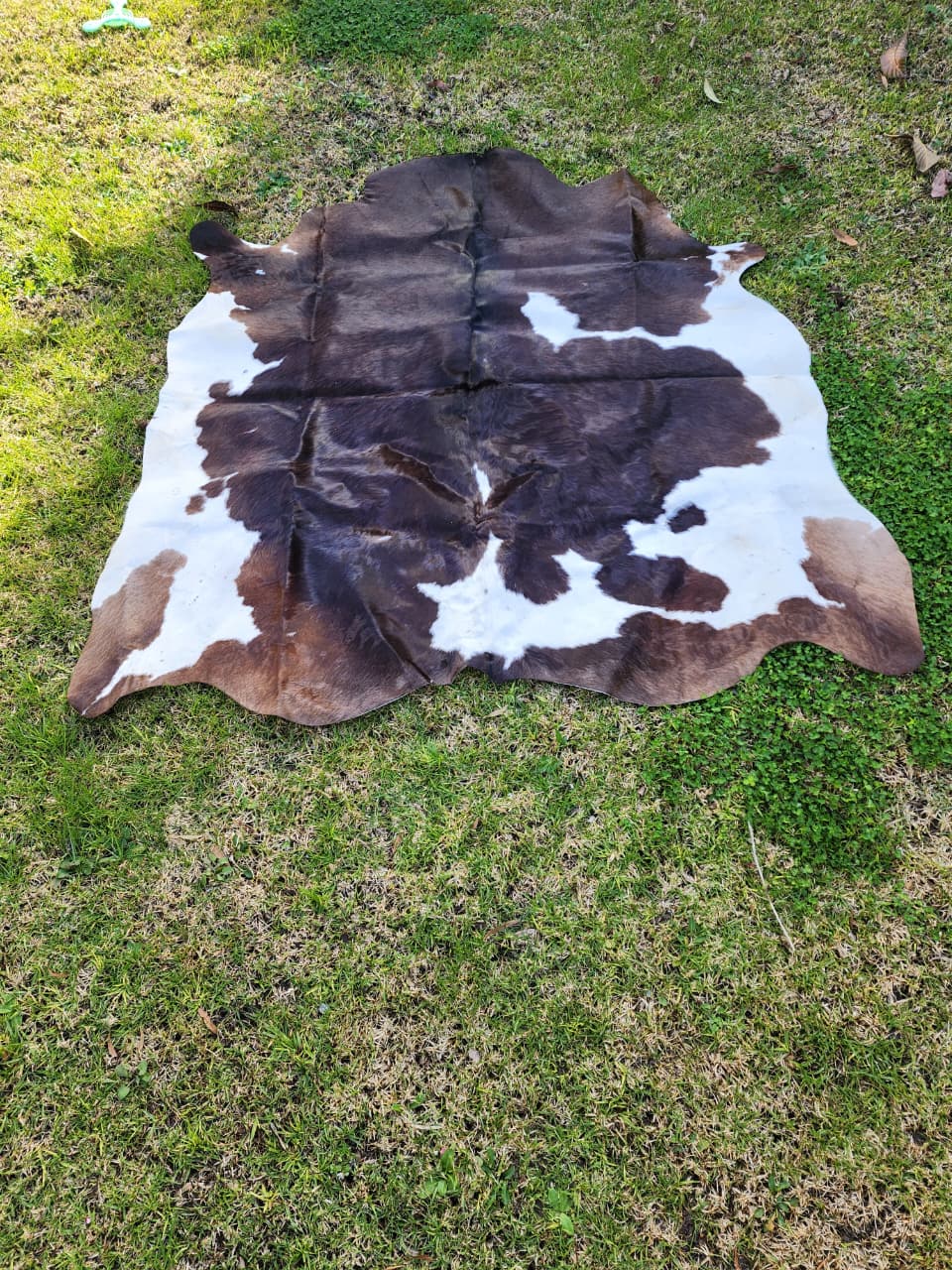 Premium Natural Cowhide Rugs -2 - Handmade Stories