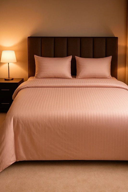 Quilt Cover Set (Pink Satin With Crisp Piping)