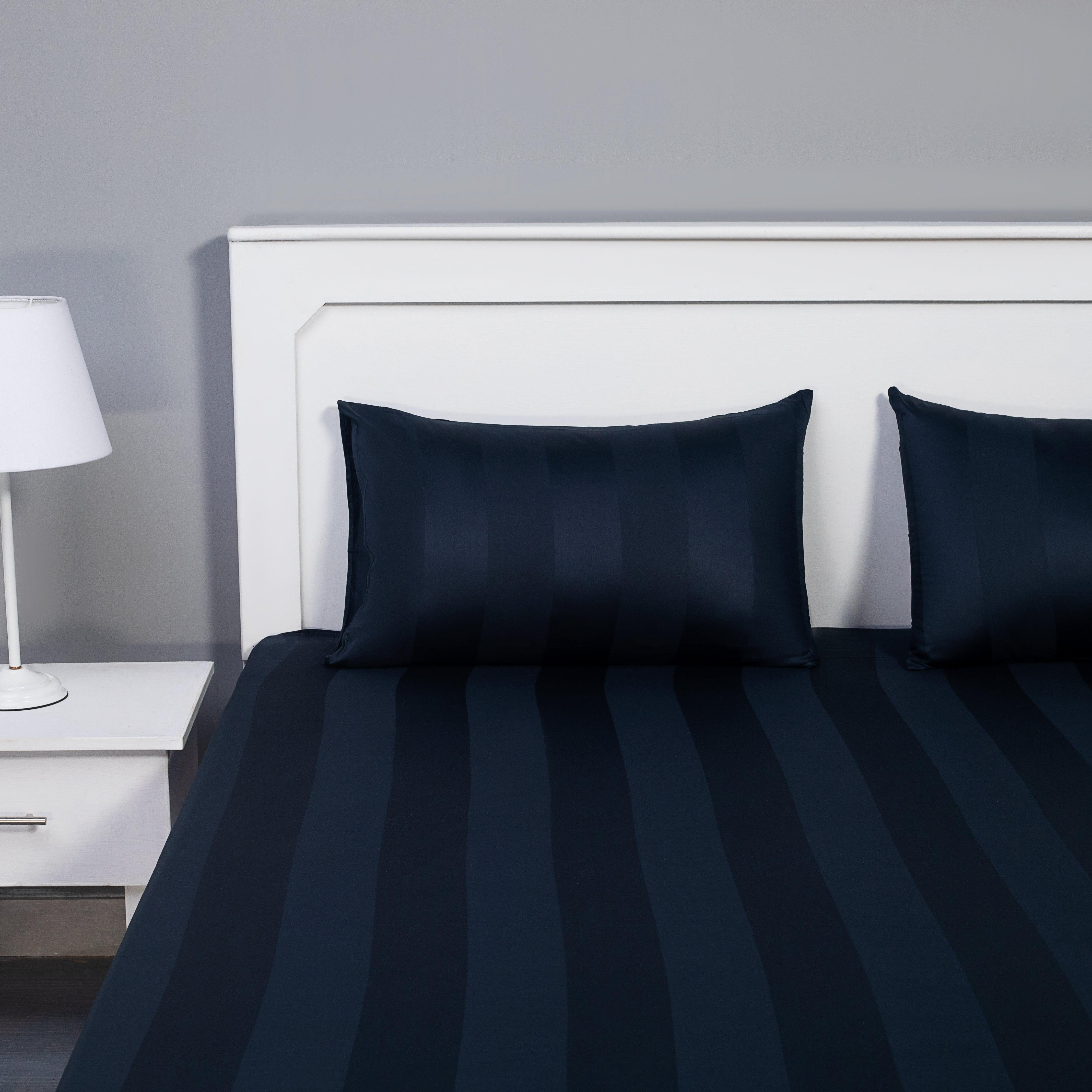 Breathable Dark Blue Sheet Set - Handmade Stories