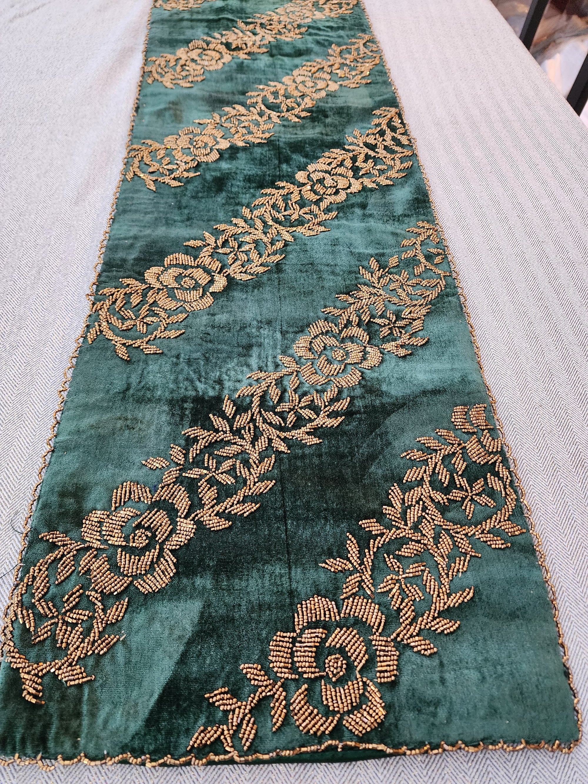 Emerald Green Handmade Beaded Runner (Diagonal Design)