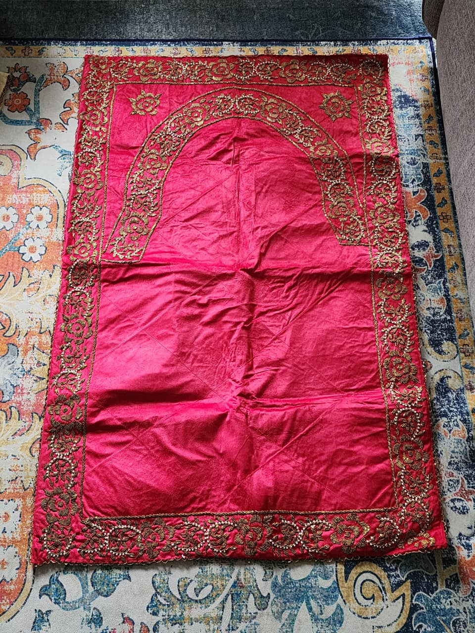 Prayer Mat (Hot Pink and Gold handmade beaded) - Handmade Stories