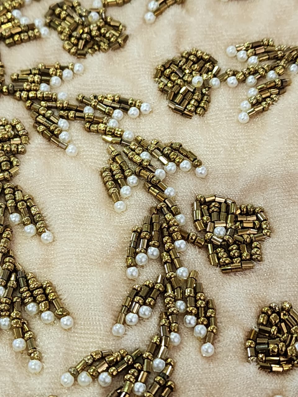 Handmade Beaded Table  Runner (Beige Gold & pearl)