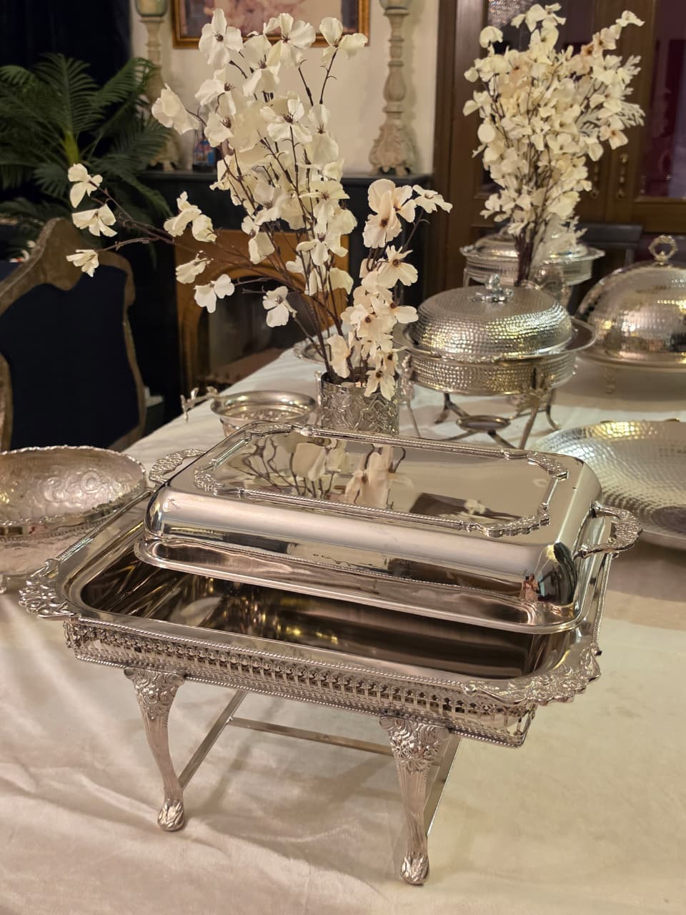 Hand crafted Brass Chafing Dish with cut work (Rectangular)