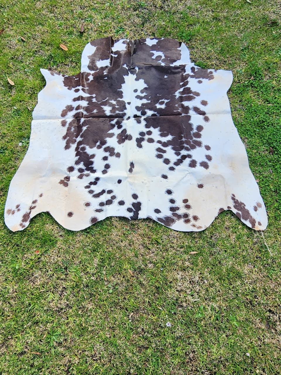 Premium Natural Cowhide Rugs -5 - Handmade Stories