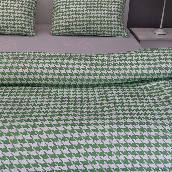 Modern Green Houndstooth Pattern Duvet Cover