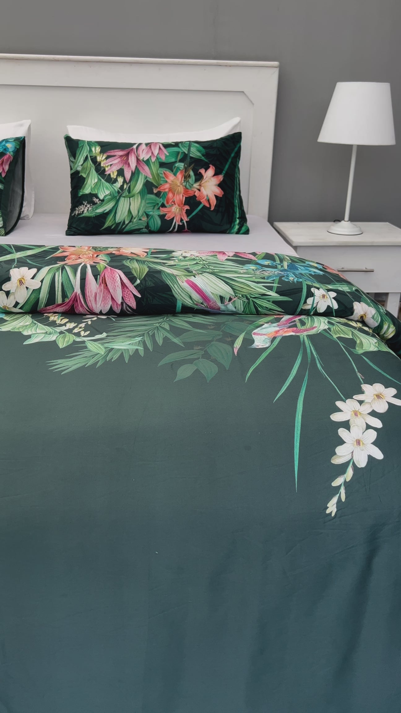 Fresh Green Floral Print - Duvet Cover Set