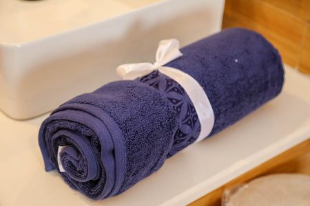 Lavender Cotton Bath Towel - Soft & Absorbent - Handmade Stories